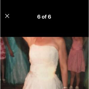 Gorgeous wedding dress